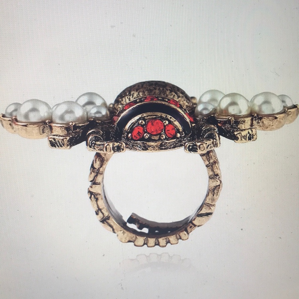 Ring - Picture 5 of 6